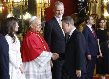 Foto: Casa Real. García-Page ceremonia bienvenida papa León XIV 1 1