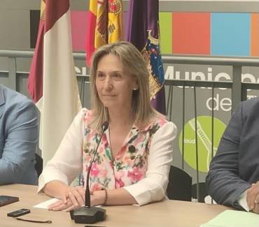 ana guarinos