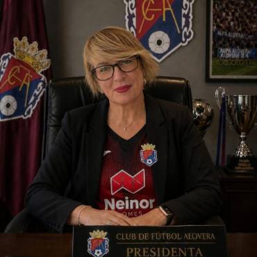 El C.F. Alovera que preside con mano firme Esther Taravillo recibrá al Deportivo Guadalajara el día 28 de agosto en el nuevo Tomillar