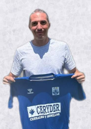 Antonio María Calvo seguirá como entrenador del Yunquera una campaña más