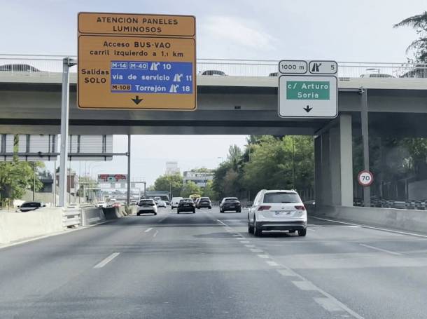 Este Bus Vao no se trata de un carril adicional, solo se utiliza de forma exclusiva el carril izquierdo por lo que hay dudas sobre cómo será su funcionamiento./DGT. Busvao-Detalle.jpg 793616401