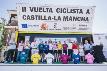 Etapas FADETA entrega premios Cifuentes
