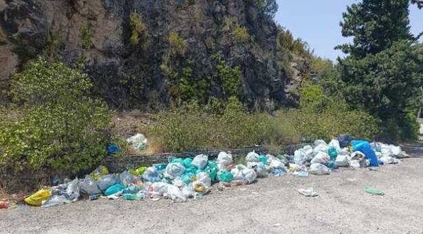 Basura Entrepeñas Foto PP Sacedón 2