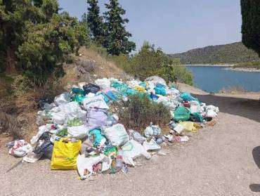 Basura Entrepeñas Foto PP Sacedón 3