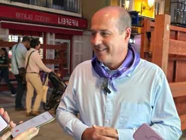 20260916 Alberto Rojo en su atención a medios esta tarde como candidato a la Alcaldía