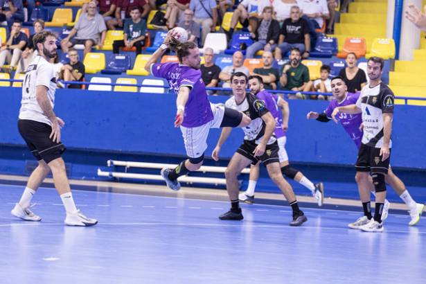 BM Guadalajara - Zarautz Foto Santi Molina 3