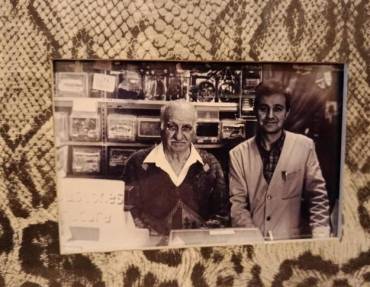 Pedro Delgado, con su hijo Javier. Foto: Javier Delgado. Pedro 1