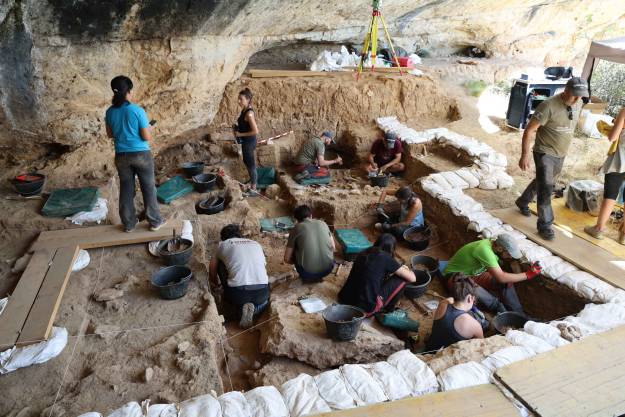 excavación la malia tamajon 1