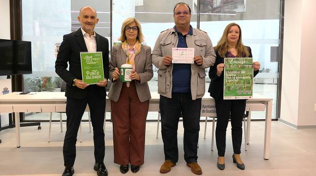 20261019 NdP AYTO GU - imagen- Una ruta solidaria tiñe de rosa los escaparates de Guadalajara1