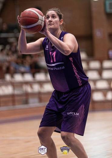 Andrea Santos fue la mejor jugadora de Ferial Plaza en el triunfo ante Polígono de Toledo