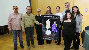 Presentación, hoy, del Tenorio Mendocino 2026. A la derecha, de negro, Laura Galán. presentacion 36 tenorio mendocino