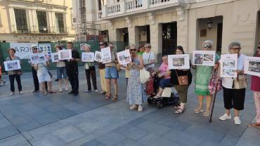 Casas del Rey manifestación contra Scalextric 3