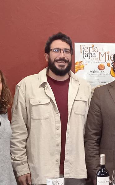 Miguel Óscar Aparicio